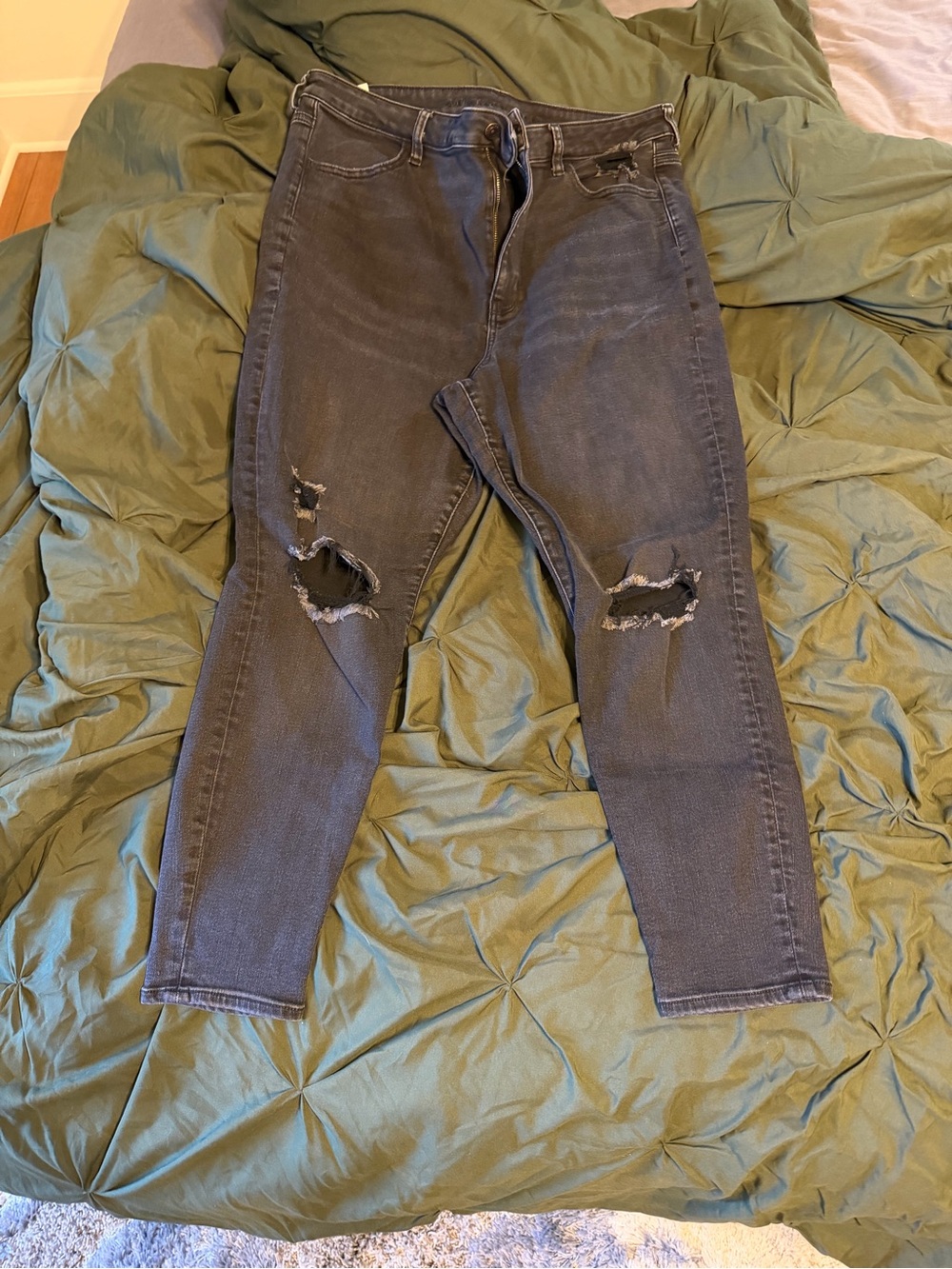 American Eagle Outfitters Ripped Charcoal Jeggings